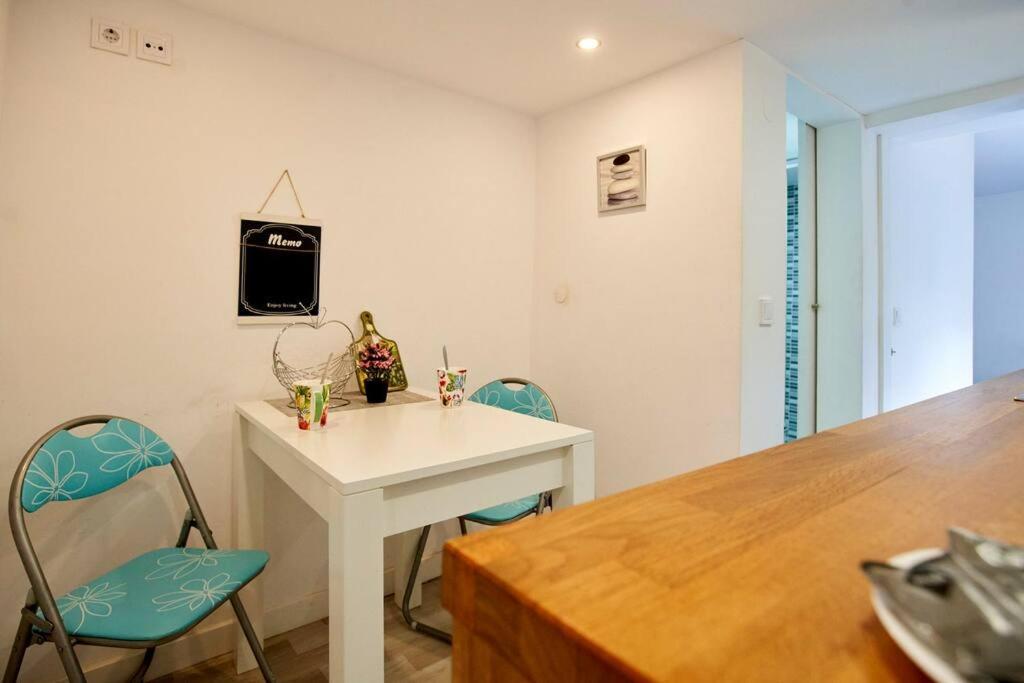 So Simply Ribeira Apartment Porto Exterior photo